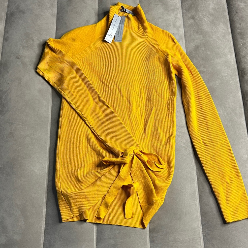 Yellow Women's Sweater with Tie Detail‎ Size S/M